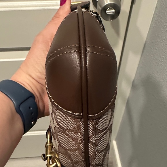 Coach Hampton Hobo Brown and Tan Signature Shoulder Bag - Picture 6 of 10